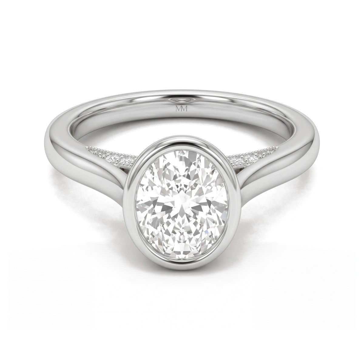 Camille - ring med oval moissanite i sargfatning og gjennombrutt galleri