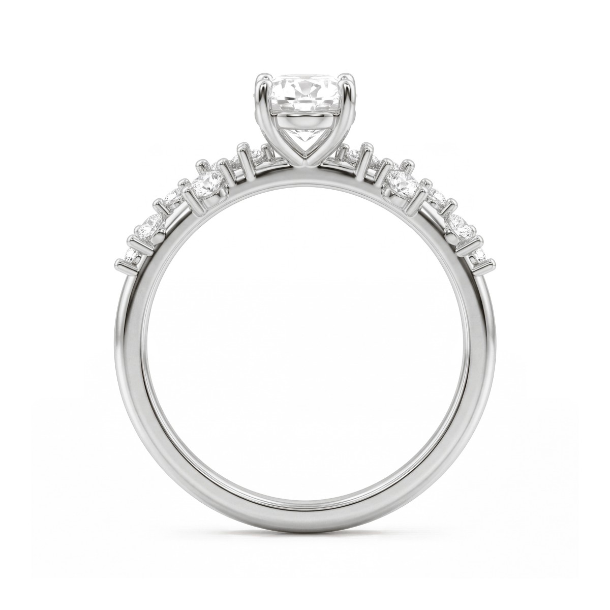 Constella - forlovelsesring med oval moissanite og spredte sidesteiner