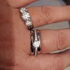 Aventine - ring med tre moissanitesteiner
