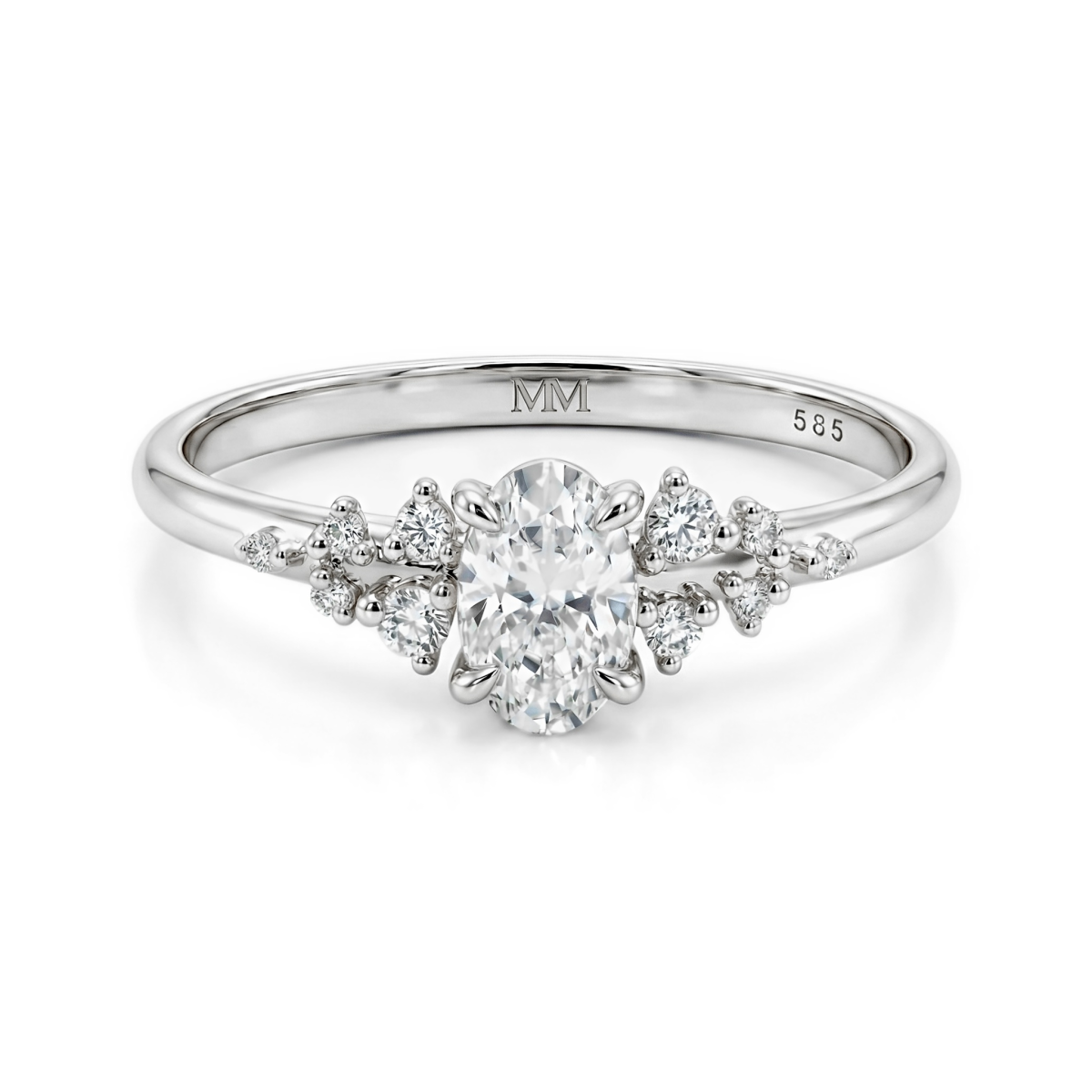 Ovaline - ring med moissanite og minimalistiske sidesteiner