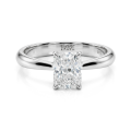 Luminara - ensteinsforlovelsesring med radiantslipt moissanite og skjult halo