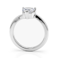 Amora - ensteinsring med hjerteformet moissanite | My Moissanite