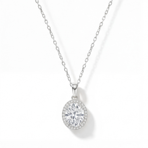 Clarique - klassisk anheng med oval moissanite og pavéhalo