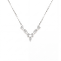 Adelina - elegant moissanite-halskjede med detaljer med marquiseslip