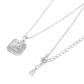 Radiance - halo-anheng med prinsesseslipt moissanite