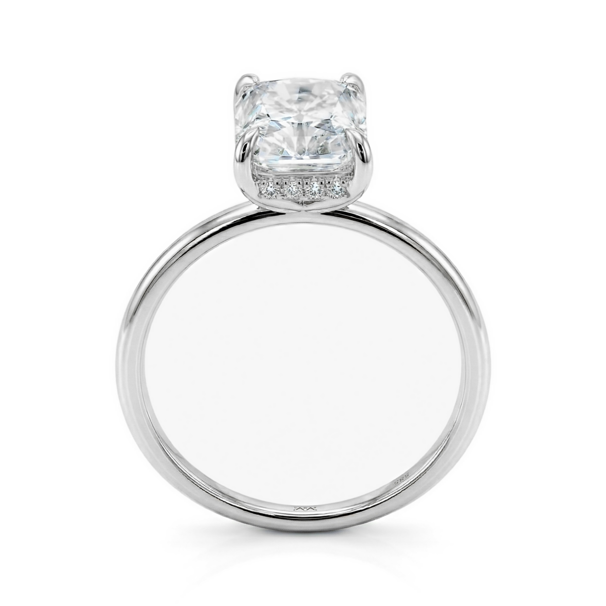 Mirabelle - ensteinsring med radiantslipt moissanite, kurvfatning og skjult halo