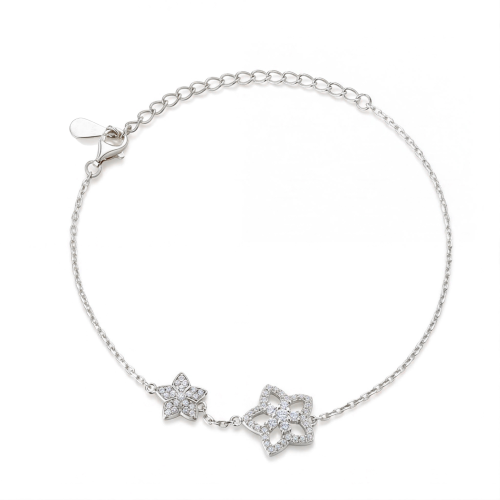 Fiorella - justerbart moissanite-armbånd med blomsterformet charm og pavéfatninger