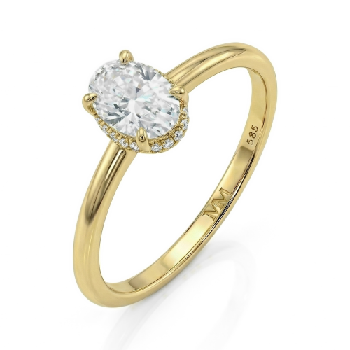 Ovalisse - ring med ovalslipt moissanite og sirkelformet skjult halo