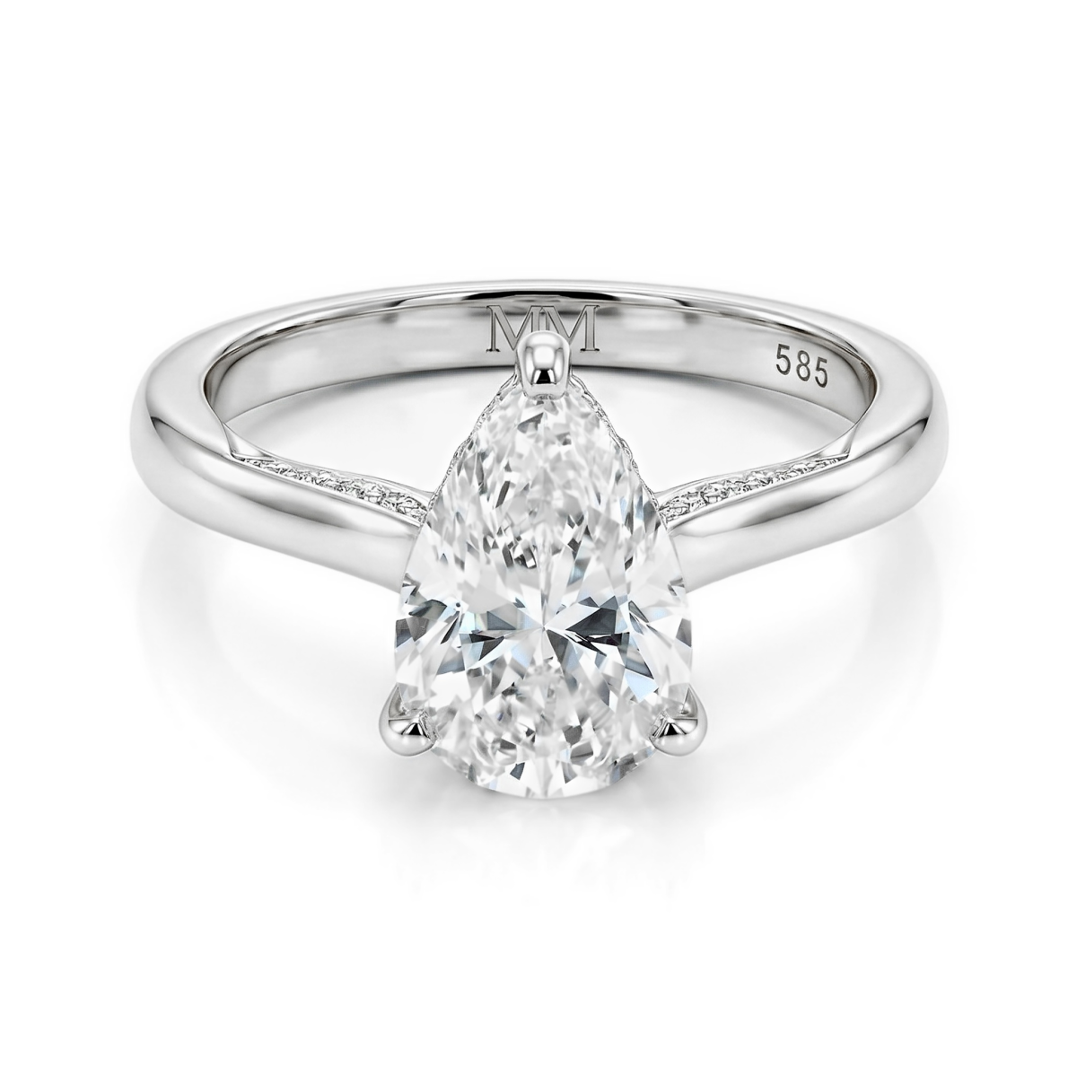 Poirine - ring med dråpeformet moissanite, skjult halo og pavéfattede aksentsteiner