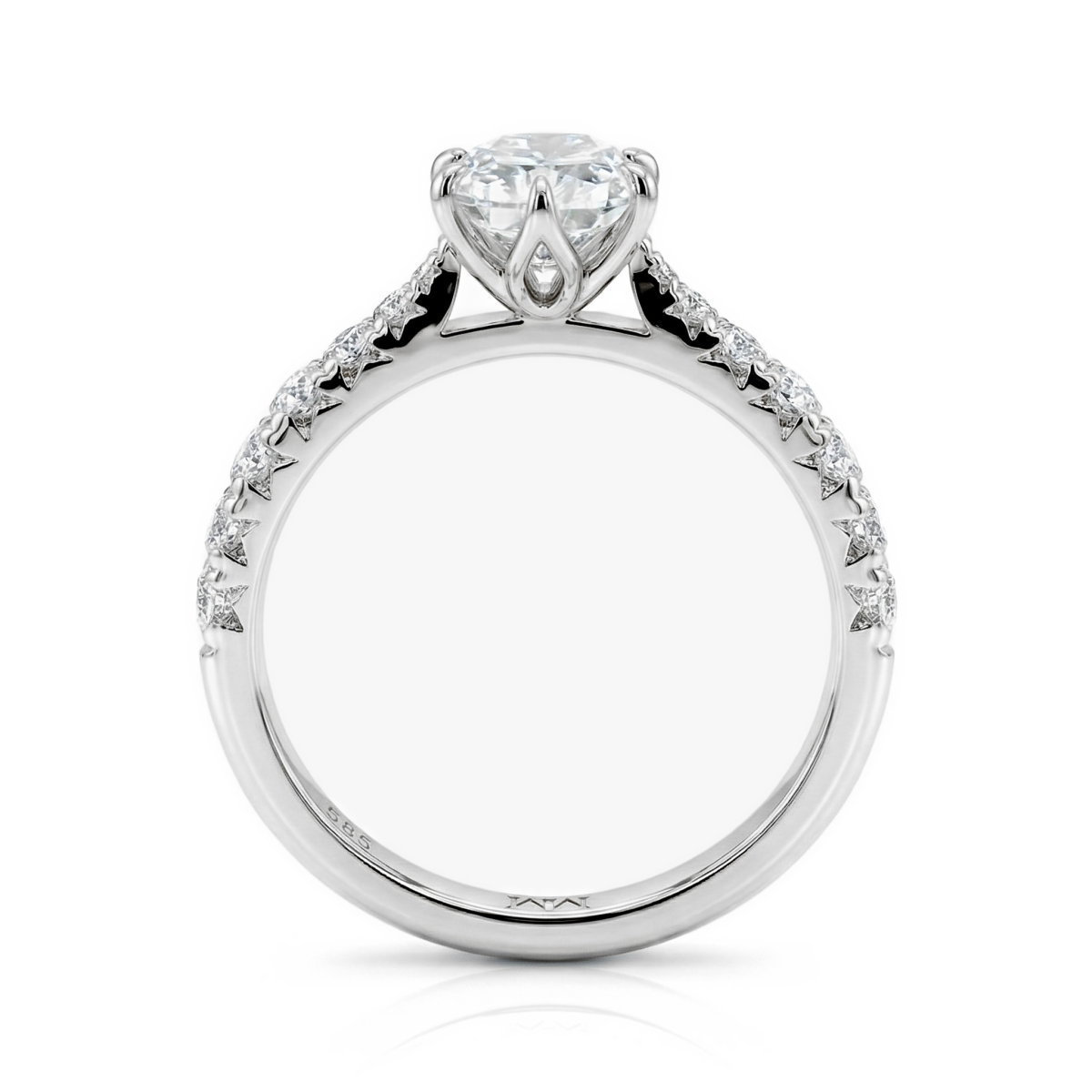 Lumiere - ring med radiantslipt moissanite og pavéfattede steiner