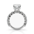 Majestica - ring med oval moissanite og sidesteiner