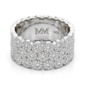 Cresta - bred, pavéfattet forlovelsesring med moissanite