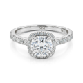Candesce - halo-forlovelsesring med puteslipt moissanite og dekorert ringskinne