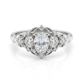 Gardenia - forlovelsesring med oval moissanite og hjerteformede og runde aksentsteiner