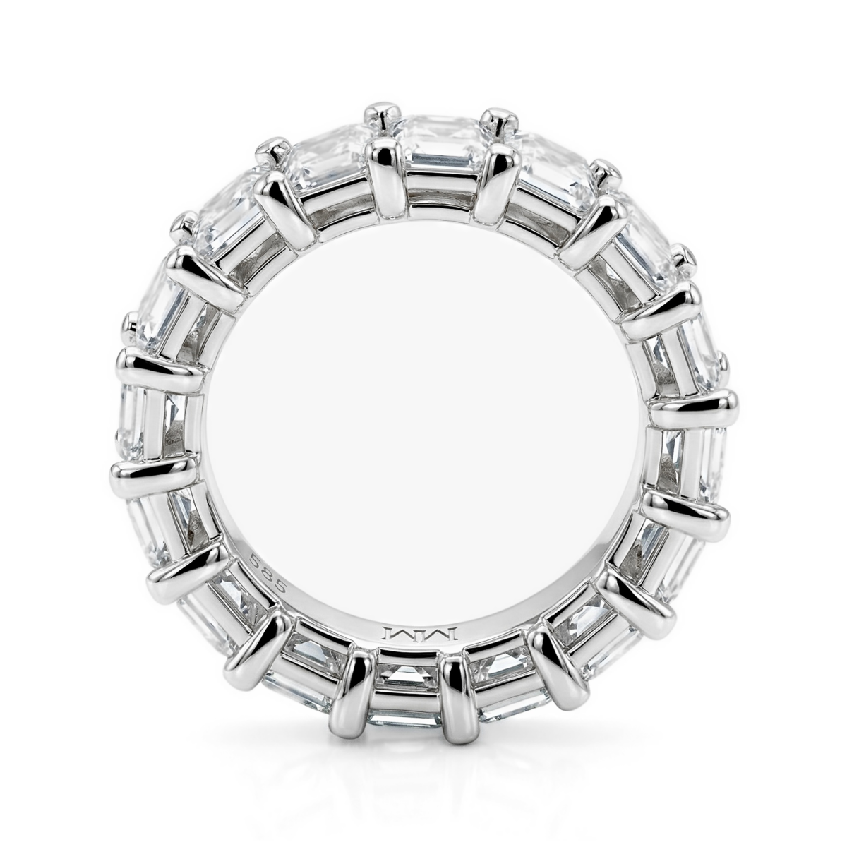 Eterna - alliansering med smaragdslipt moissanite