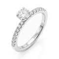 Finesse - forlovelsesring med moissanite og sidesteiner
