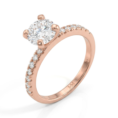 Finesse - forlovelsesring med moissanite og sidesteiner