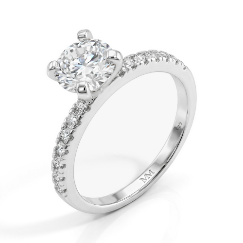 Finesse - forlovelsesring med moissanite og sidesteiner