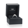Athena - forlovelsesring med moissanite i dråpeformet slip, dobbel halo og pavéfattet ringskinne