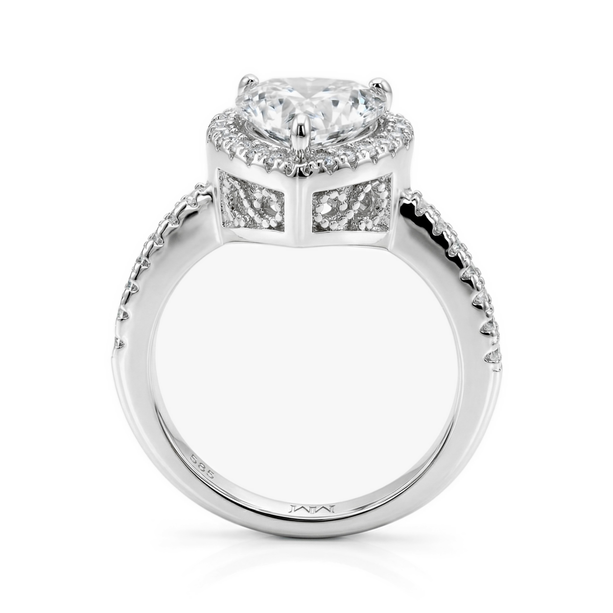 Heartshine - ring med hjerteformet moissanite, halo og sidesteiner
