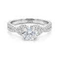 Mirari - forlovelsesring med moissanite, tvunnet delt ringskinne og pavéfattede aksentsteiner
