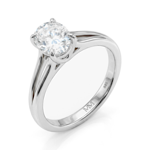 Grace – ring med oval moissanite og delt ringskinne