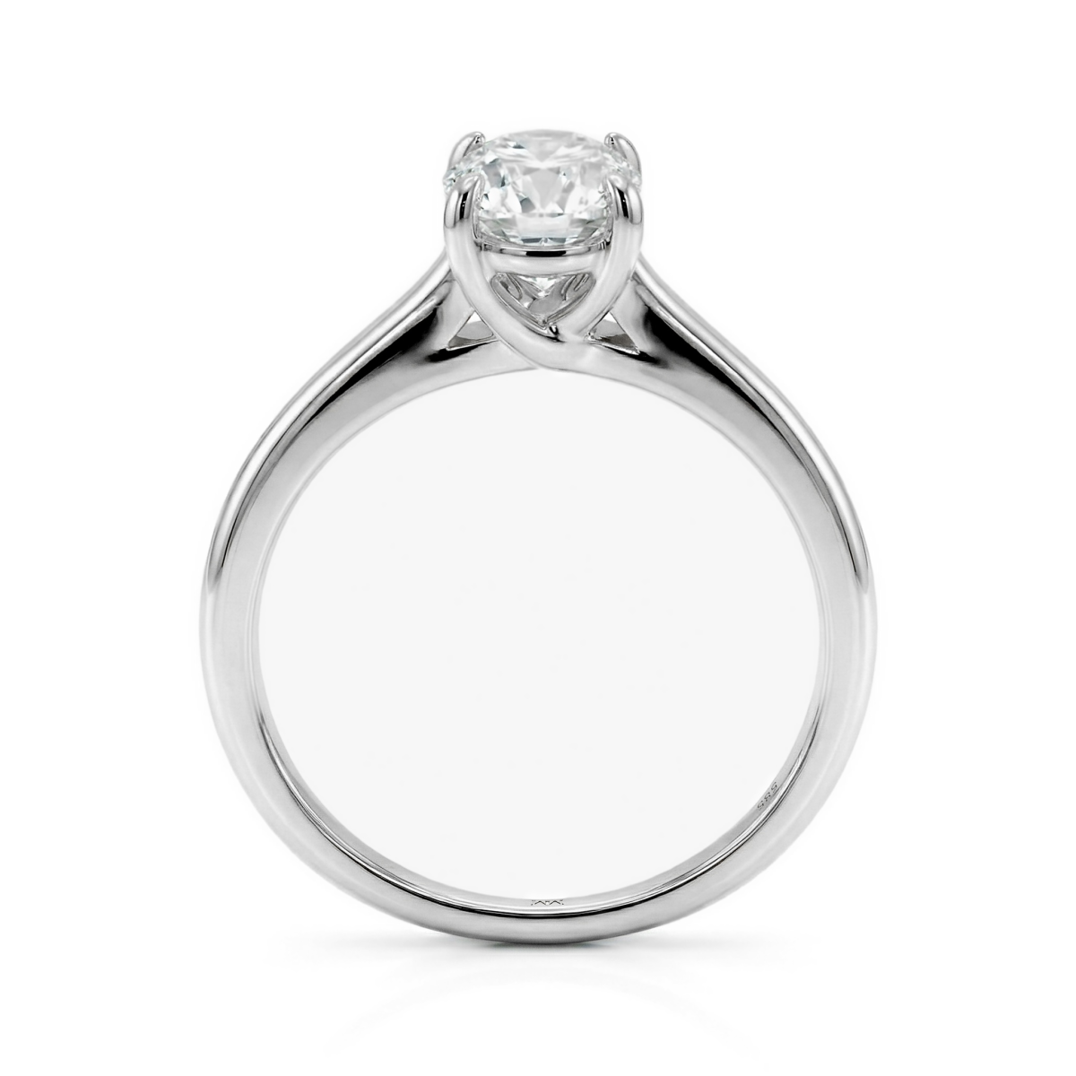 Grace - ring med oval moissanite og delt ringskinne