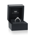 Venette - moissanite-forlovelsesring med pavéfattede sidesteiner