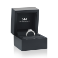 Seraphis - forlovelsesring med moissanite og sidesteiner