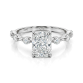 Isla - ring med radiantslipt moissanite og sidesteiner