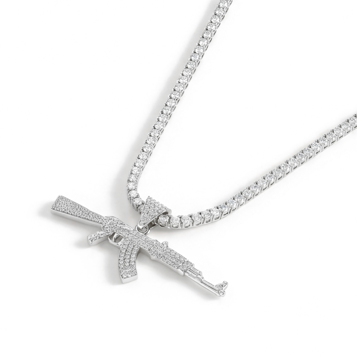Valor - AK-47-anheng med moissanite
