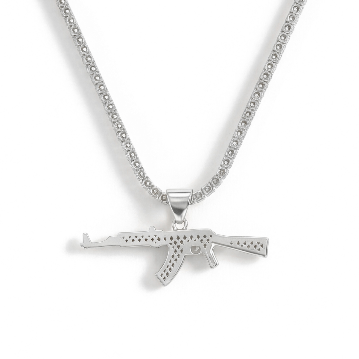 Valor - AK-47-anheng med moissanite
