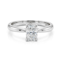 Lustra - ensteinsring med moissanite i radiantslip