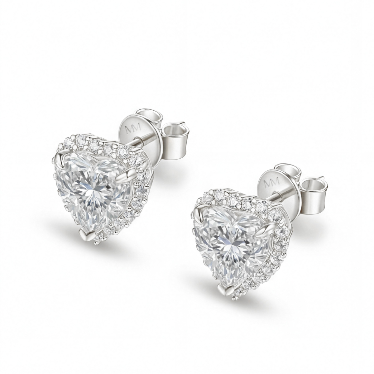 Belleza - øredobber med hjerteformet moissanite i halofatning