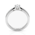 Sophia ring - forlovelsesring med moissanite og pavéfattede sidesteiner