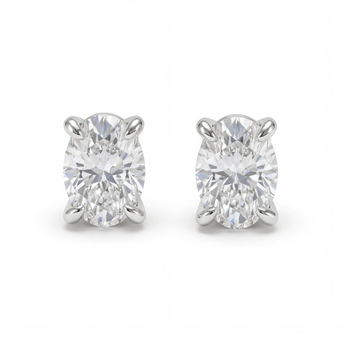 Ovalis – ovale moissanite-stiftøredobber