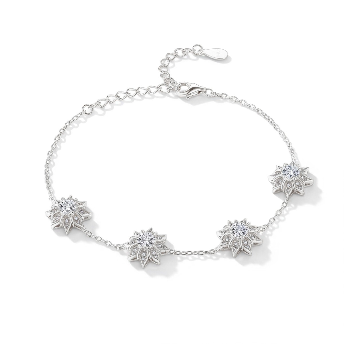 Stellara - floralt moissanite-armbånd med regulerbart kjede